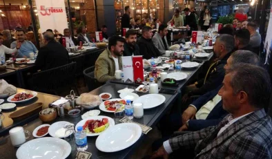 TÜRSAB Genel Başkan Yardımcısı Davut Günaydın, Van’daki acentelerle iftarda bir araya geldi