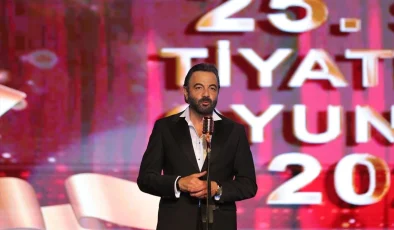 Sadri Alışık Tiyatro ve Sinema Oyuncu Ödülleri sahiplerine takdim edildi