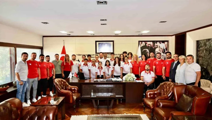 Denizli Büyükşehir Belediyespor’un Ulusal ve Uluslararası Yarışmalarda Dereceye Giren Sporcuları Başkan Çavuşoğlu İle Buluştu