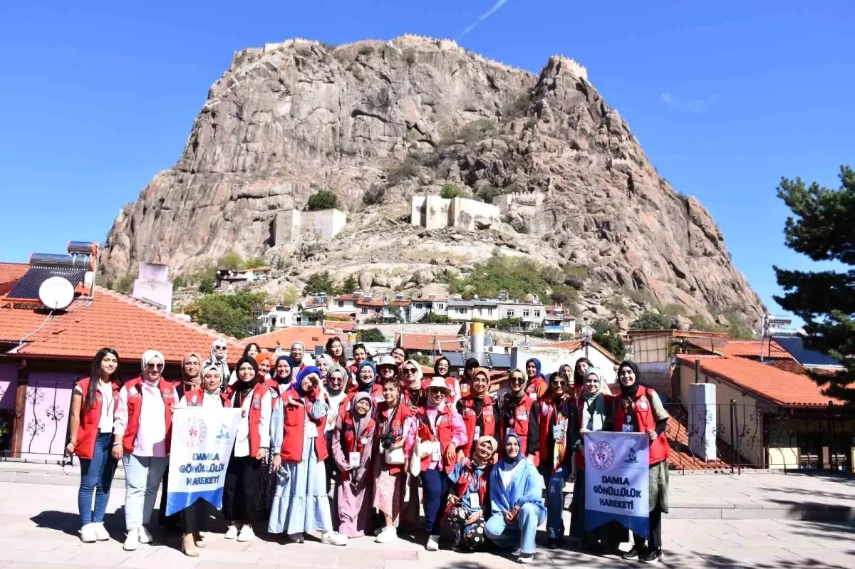 Damla Projesi Gönüllüleri Afyonkarahisar’da