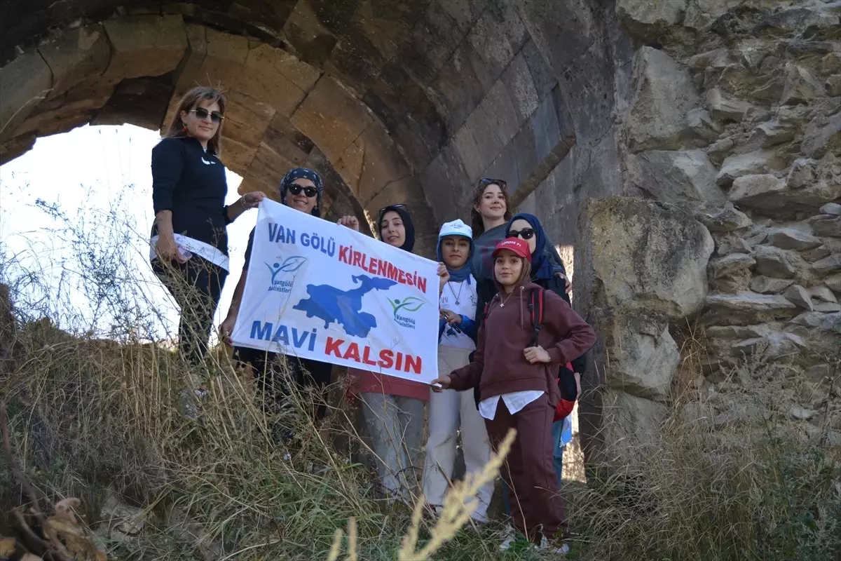 Kadınlardan Doğa Yürüyüşü